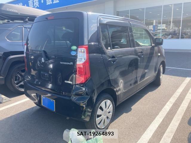 Suzuki WAGON R 2015-12 8102781-11