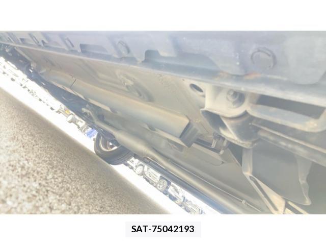 Suzuki WAGON R 2008-07 8102782-12