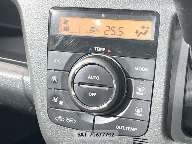 Suzuki WAGON R 2013-06 8102774-3