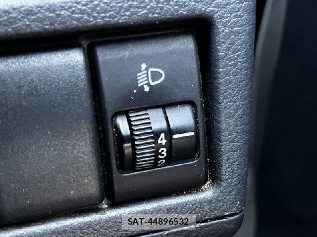 Suzuki WAGON R 2014-04 8102779-19
