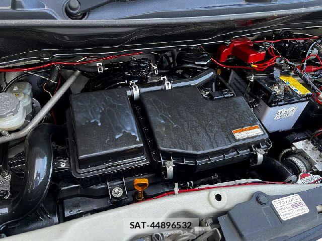 Suzuki WAGON R 2014-04 8102779-27