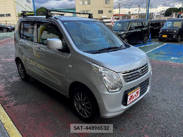 Suzuki WAGON R 2014-04 8102779-6