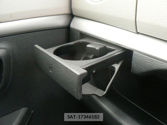 Suzuki WAGON R 2014-01 8133058-9