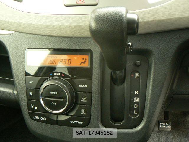 Suzuki WAGON R 2014-01 8133058-8