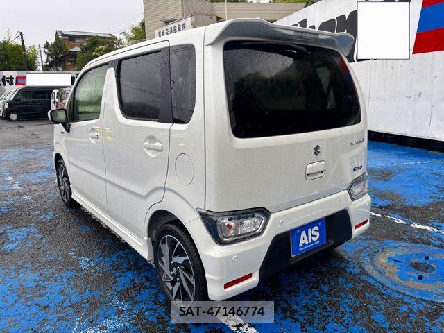 Suzuki WAGON R 2026-06 8133044-5