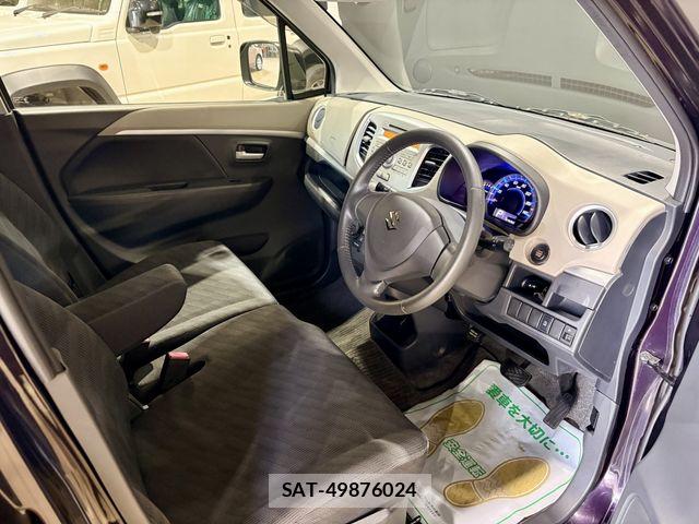 Suzuki WAGON R 2013-06 8133059-11