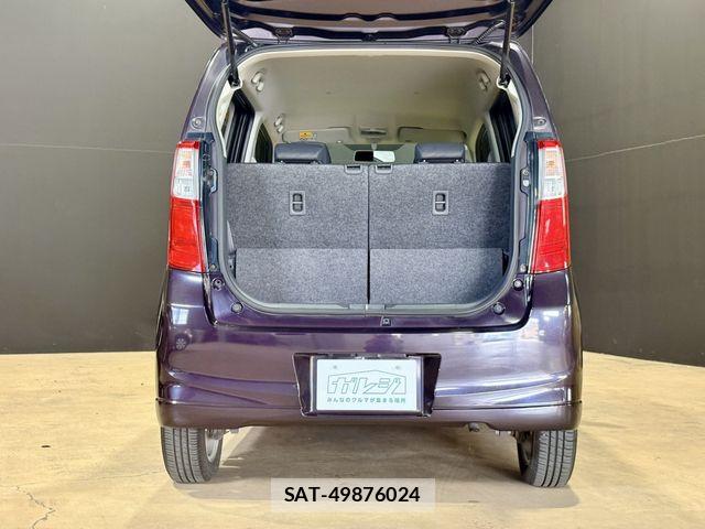 Suzuki WAGON R 2013-06 8133059-6
