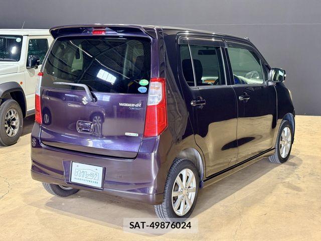 Suzuki WAGON R 2013-06 8133059-8