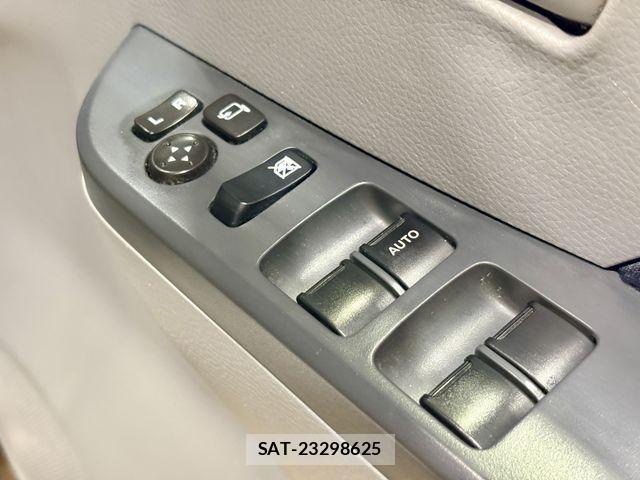 Suzuki WAGON R 2012-07 8133063-26