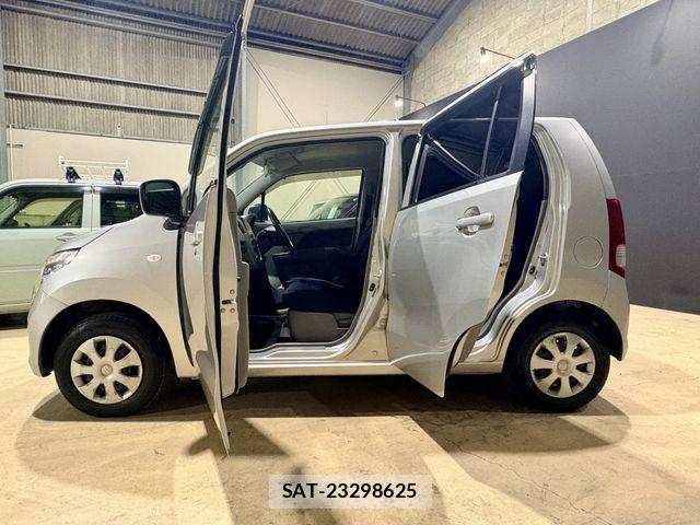 Suzuki WAGON R 2012-07 8133063-3