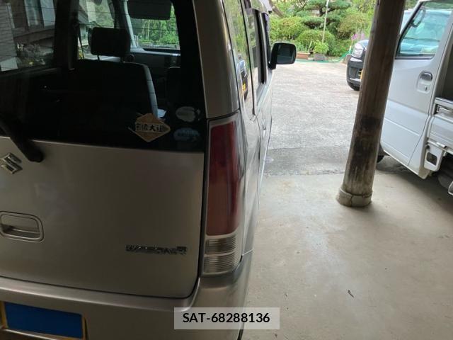 Suzuki WAGON R 2005-09 8133062-2