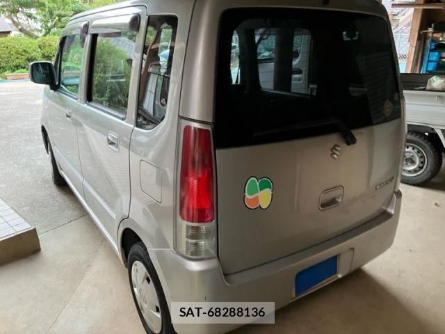 Suzuki WAGON R 2005-09 8133062-3