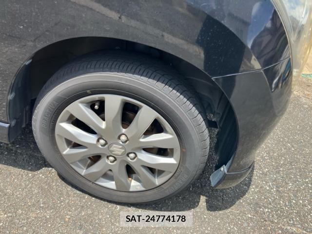 Suzuki WAGON R 2012-03 8133085-1