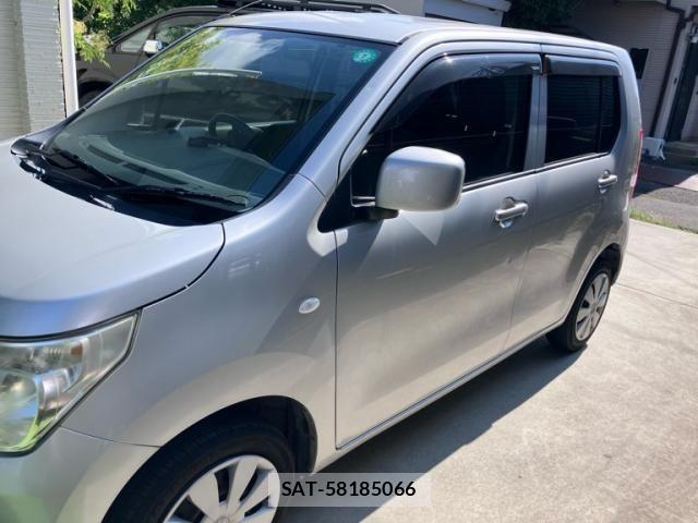 Suzuki WAGON R 2015-07 8133079-4