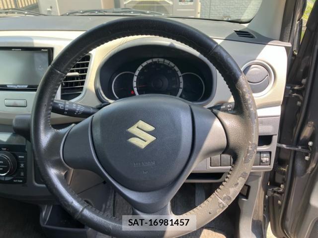 Suzuki WAGON R 2013-09 8133080-12