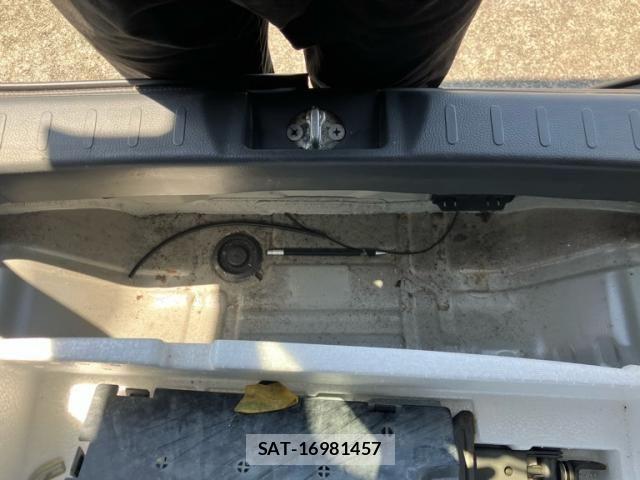 Suzuki WAGON R 2013-09 8133080-22