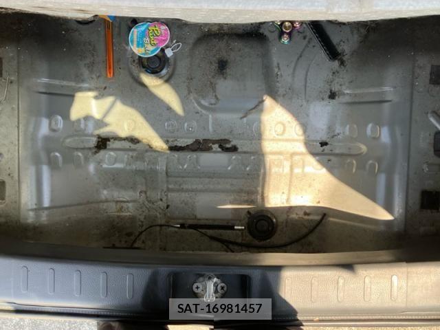 Suzuki WAGON R 2013-09 8133080-27