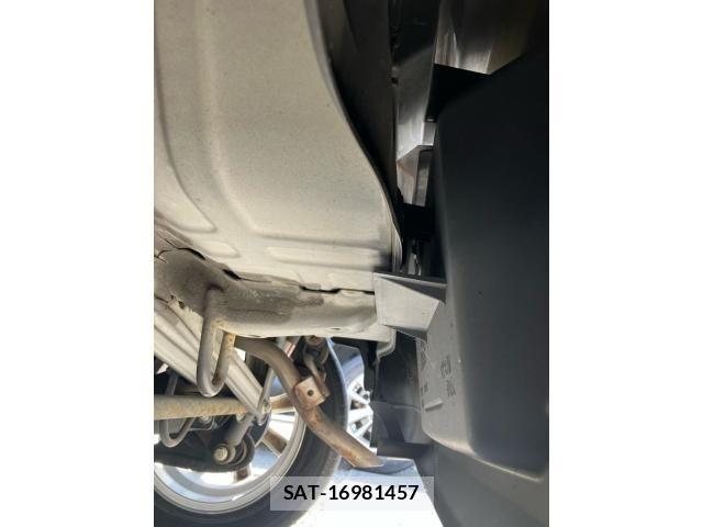 Suzuki WAGON R 2013-09 8133080-28