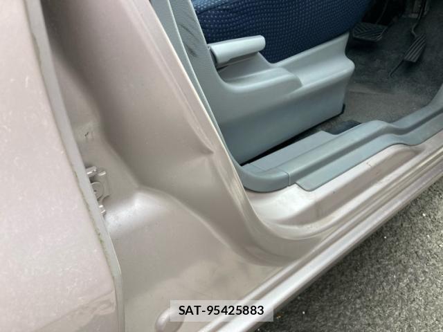 Suzuki WAGON R 2010-02 8133064-24