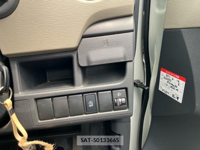 Suzuki WAGON R 2014-08 8133060-15