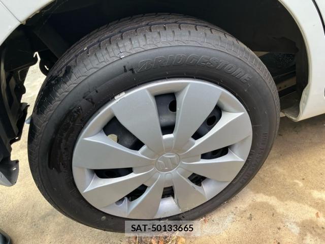 Suzuki WAGON R 2014-08 8133060-7