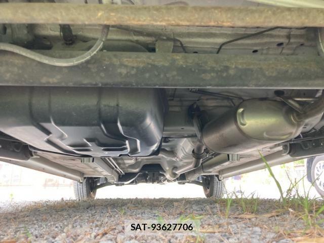 Suzuki WAGON R 2012-04 8147019-6
