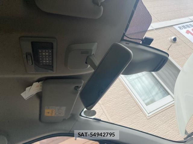 Suzuki WAGON R 2014-06 8147018-27