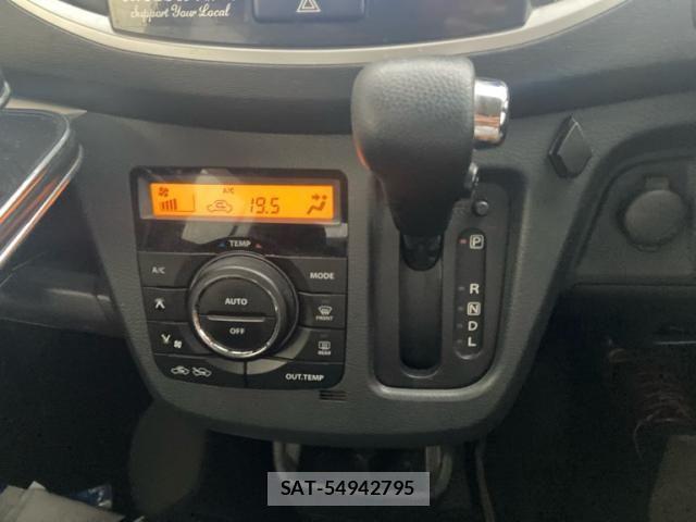 Suzuki WAGON R 2014-06 8147018-29