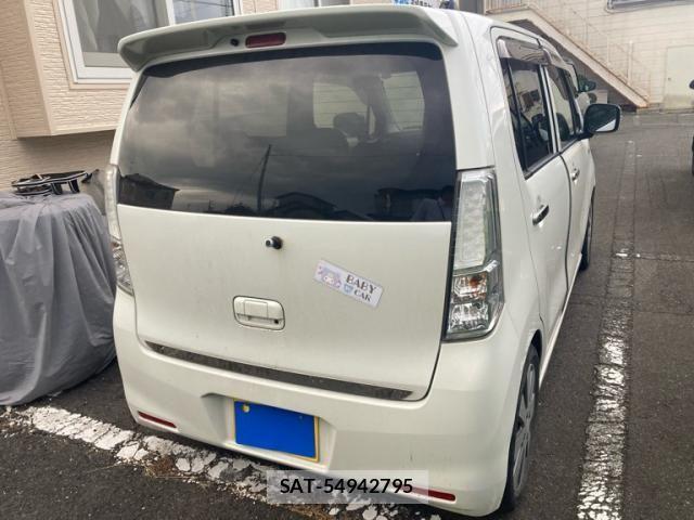 Suzuki WAGON R 2014-06 8147018-8