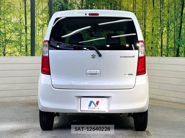 Suzuki WAGON R 2014-08 8159546-14