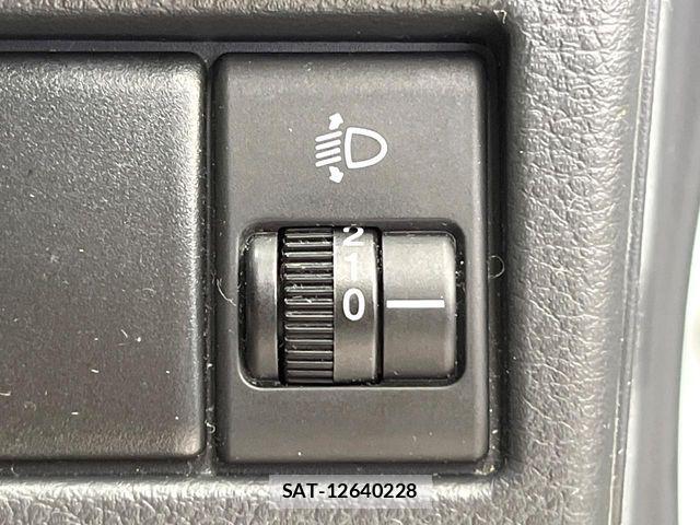 Suzuki WAGON R 2014-08 8159546-6