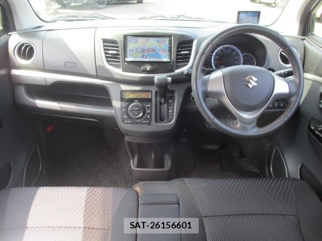 Suzuki WAGON R 2013-08 8159545-24