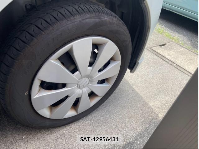 Suzuki WAGON R 2015-01 8211069-4