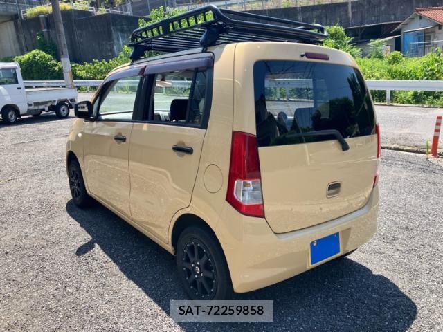 Suzuki WAGON R 2010-11 8211070-1