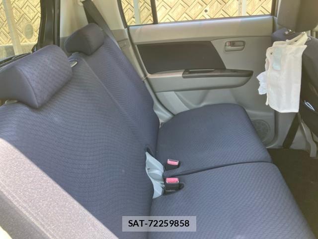 Suzuki WAGON R 2010-11 8211070-20