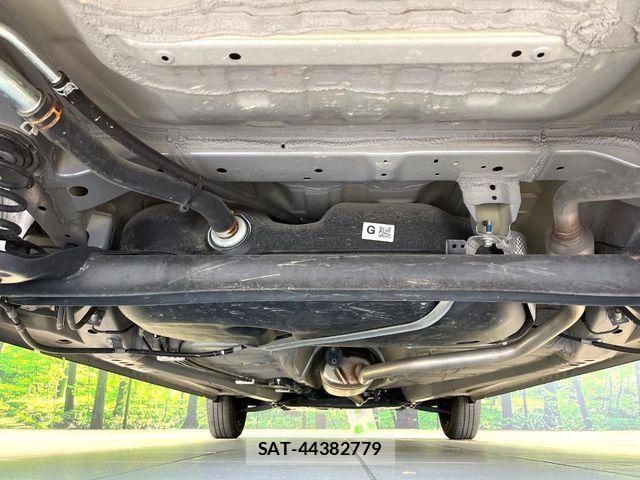 Suzuki WAGON R 2023-11 8211045-18