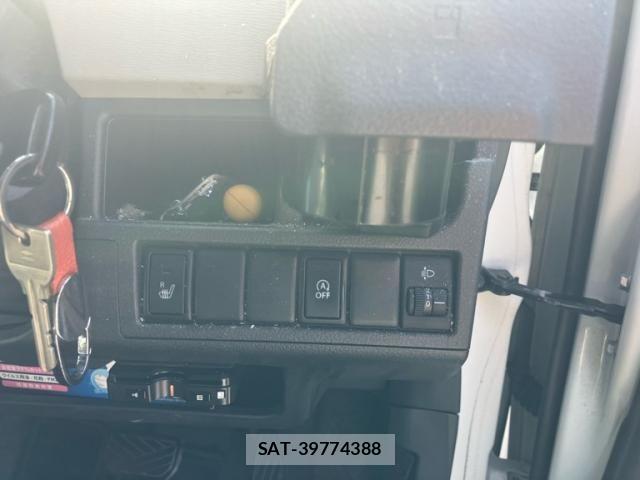 Suzuki WAGON R 2015-09 8211071-18