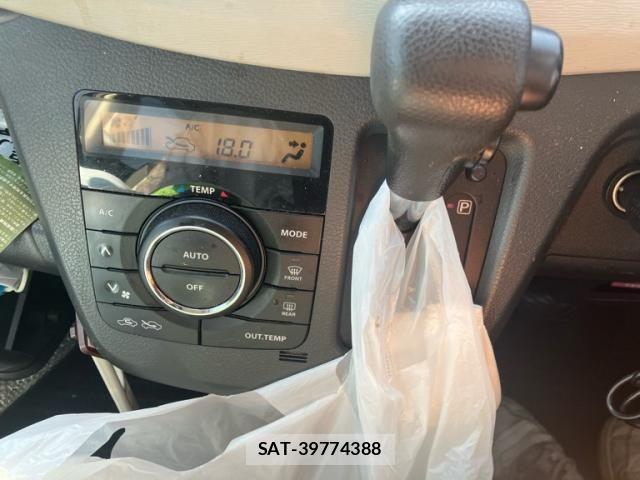 Suzuki WAGON R 2015-09 8211071-21