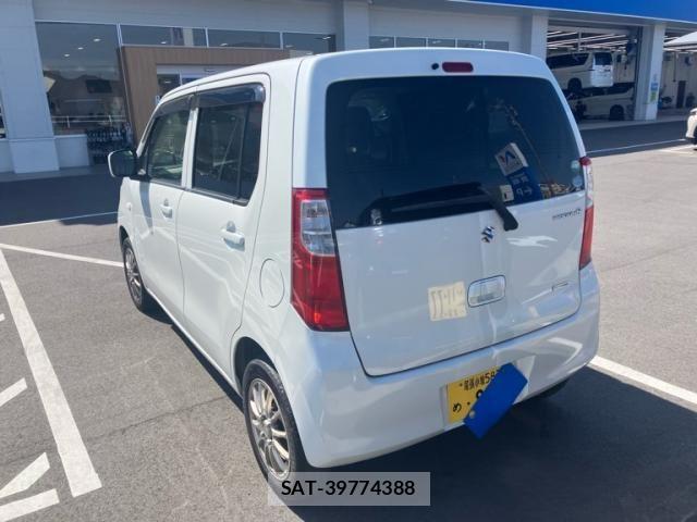 Suzuki WAGON R 2015-09 8211071-3