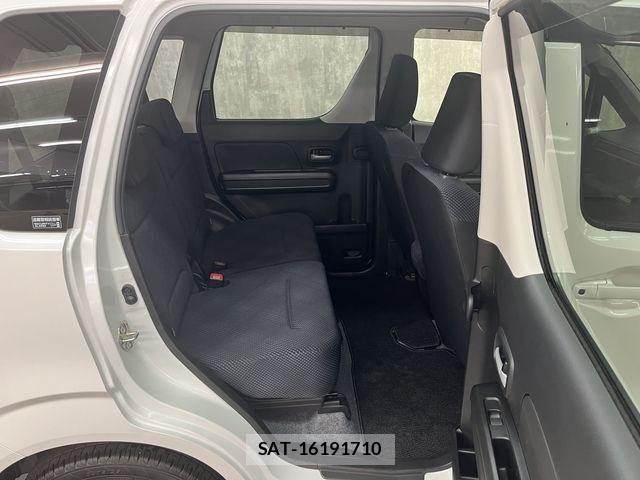 Suzuki WAGON R 2017-09 8211047-9