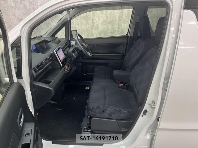 Suzuki WAGON R 2017-09 8211047-18