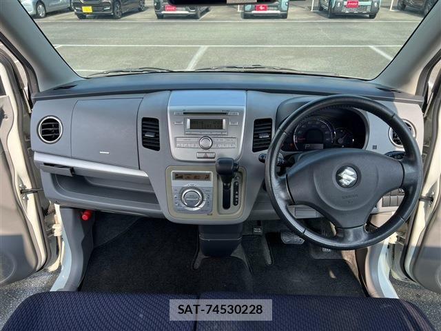 Suzuki WAGON R 2010-12 8211072-19