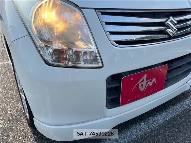 Suzuki WAGON R 2010-12 8211072-28