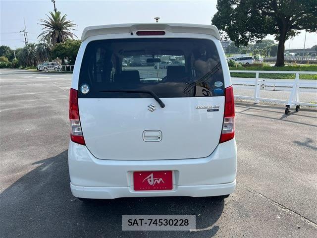 Suzuki WAGON R 2010-12 8211072-6