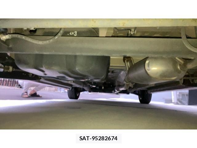Suzuki WAGON R 2014-11 8211068-15