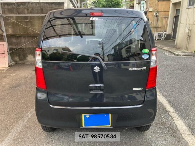Suzuki WAGON R 2013-12 8211074-9