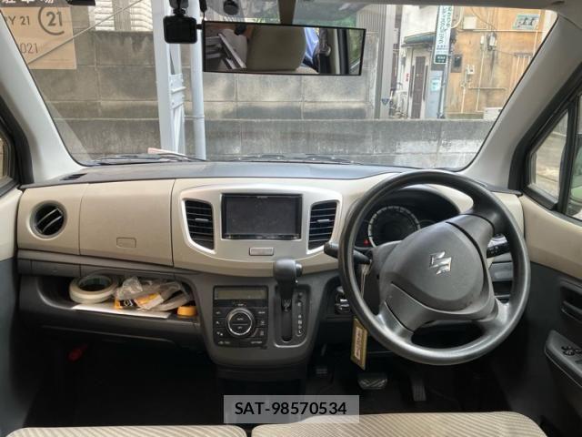 Suzuki WAGON R 2013-12 8211074-15