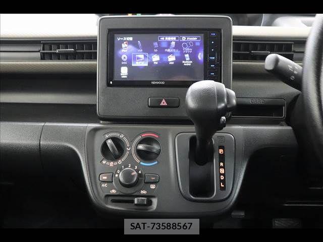Suzuki WAGON R 2022-03 8211058-29