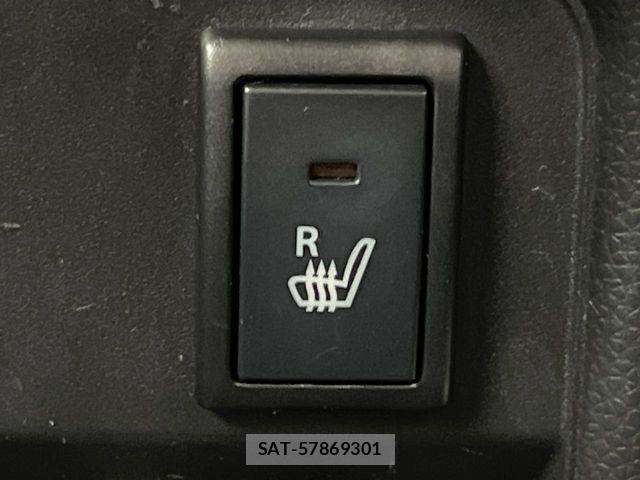 Suzuki WAGON R 2017-04 8211059-2