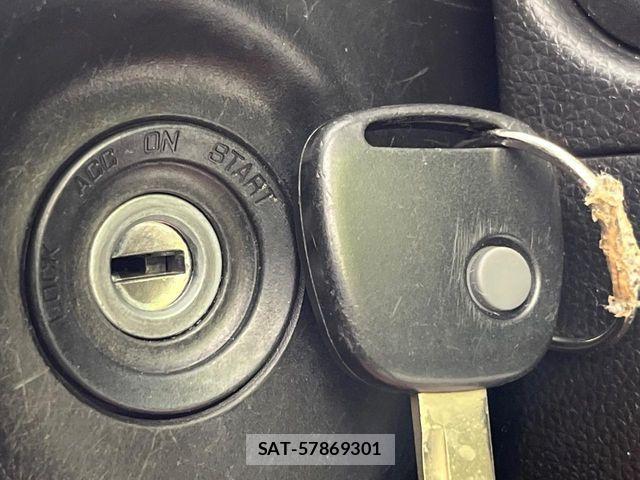 Suzuki WAGON R 2017-04 8211059-5
